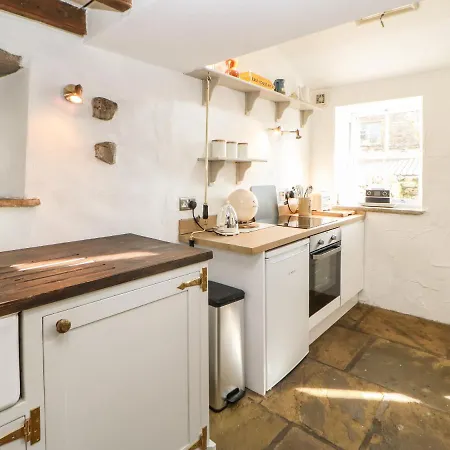 East House Apartment Hawes